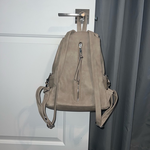 Target brand backpack - Picture 6 of 8